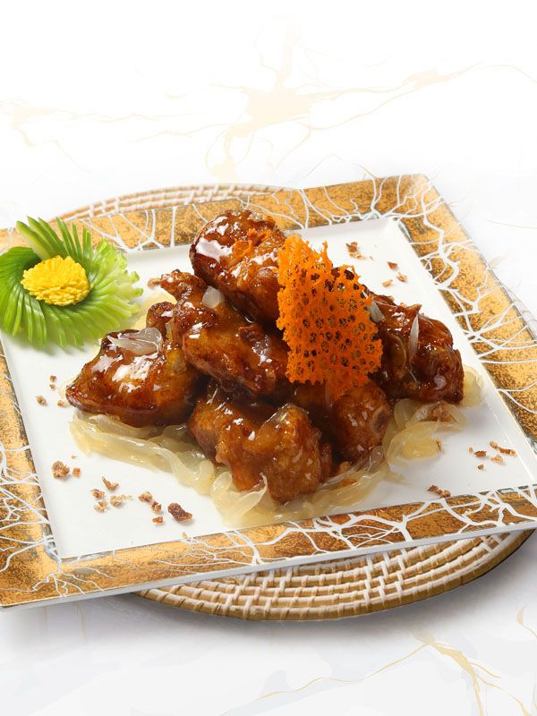 Sautéed Pork Ribs with Dried Tangerine Peel and Pomelo