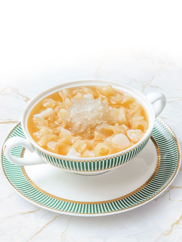 Braised Bird Nest’s Soup with Fish Maw and Assorted Seafood