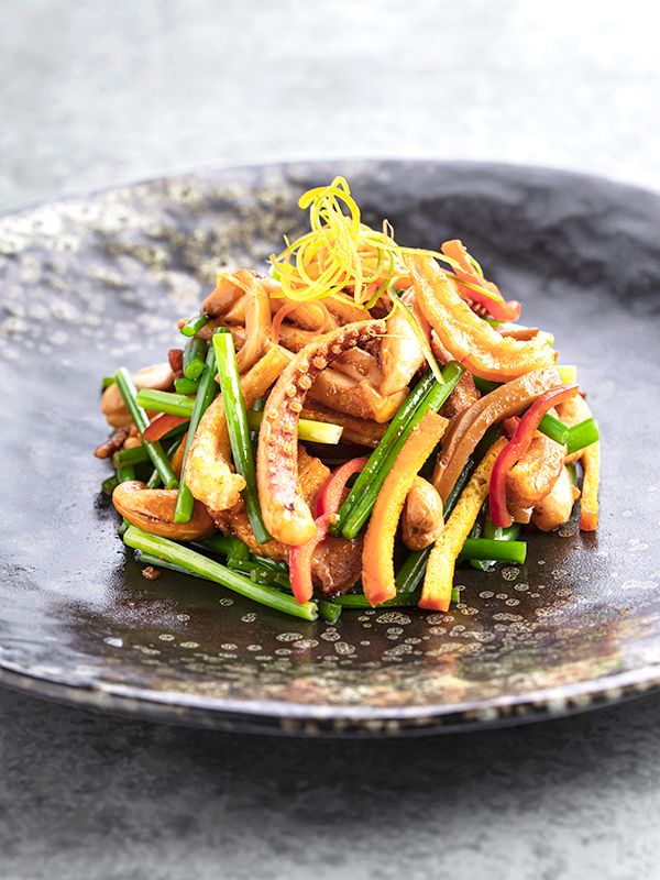 Stir-fried Bean Curd and Pork Meat Slices with Spicy Sauce